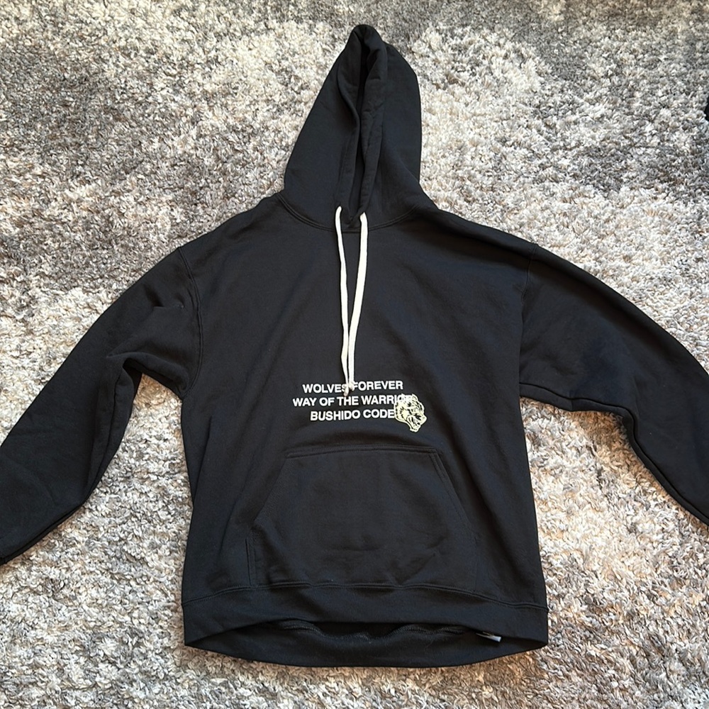 Darc sport Bushido code born in darcness hoodie size medium new without tags